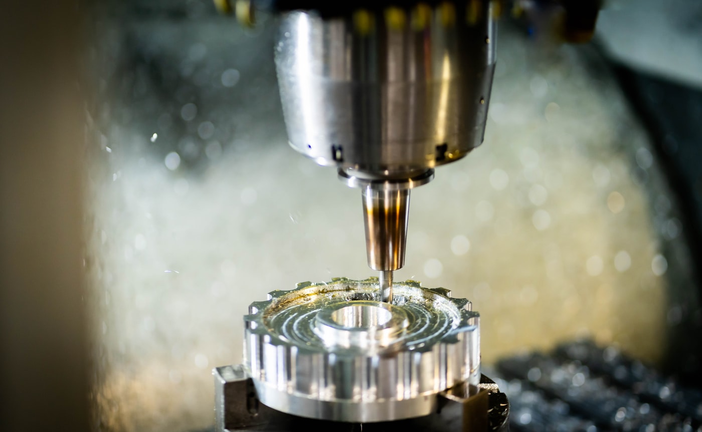 4-axis VMC operation during CNC cutting cycle